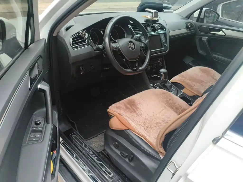 Volkswagen Tiguan L 2018 — фото 12