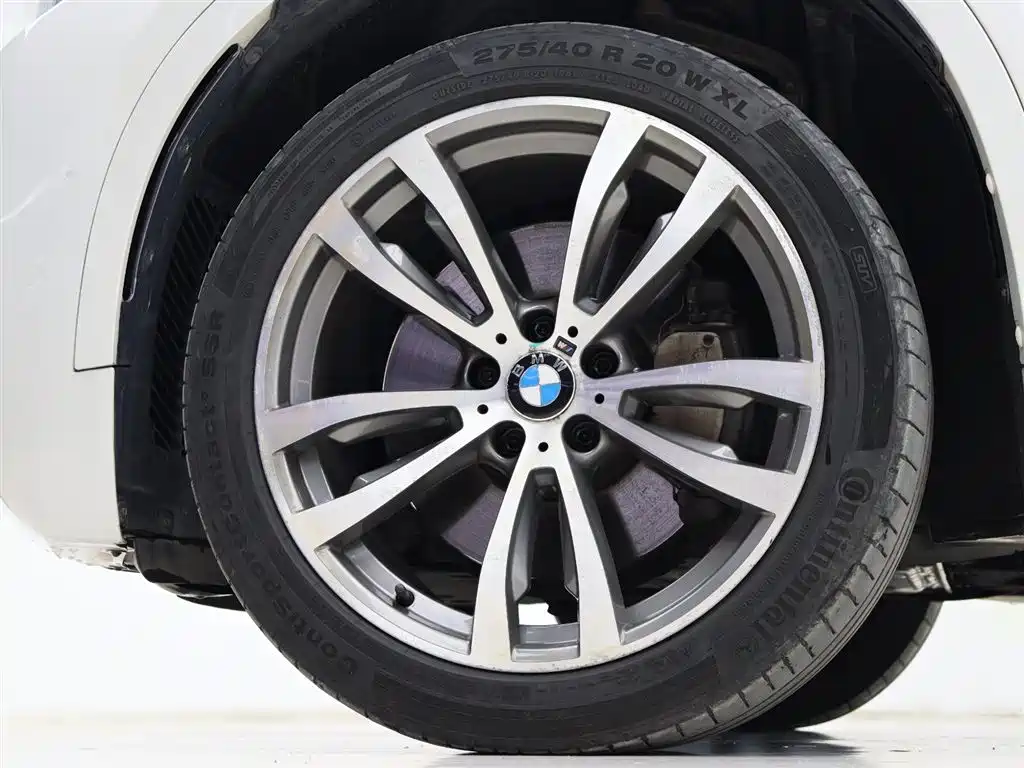 BMW X6 2016 — фото 33