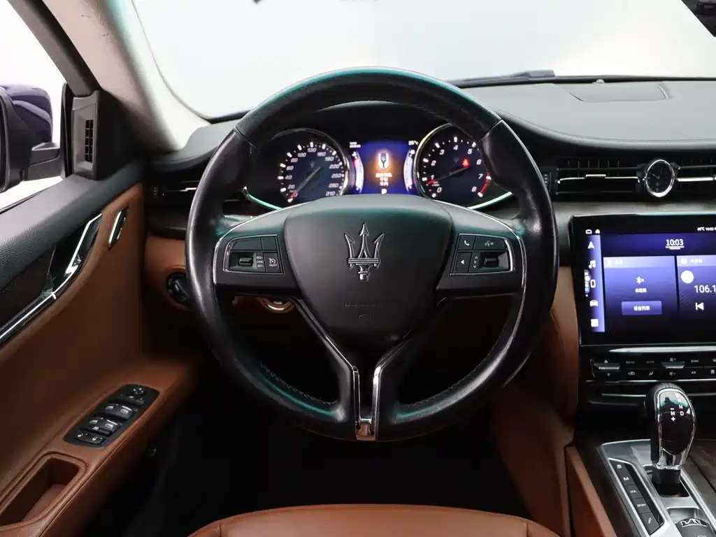 Maserati Quattroporte 2014 — фото 11
