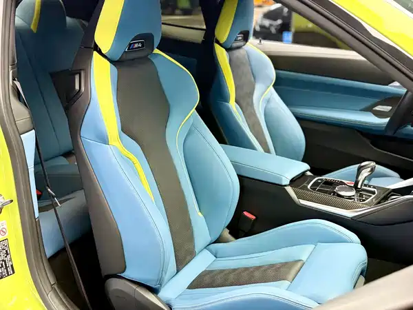 BMW M4 2023