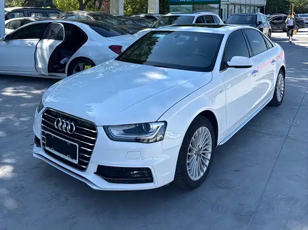 Audi A4L 2016
