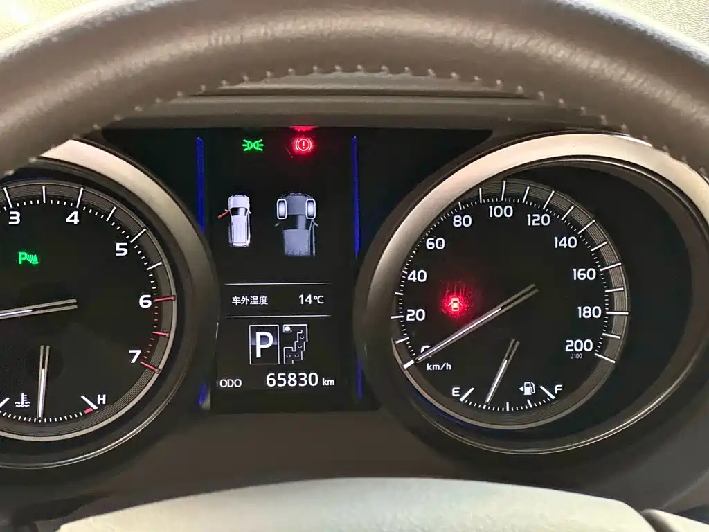 Toyota Prado 2014 — фото 10