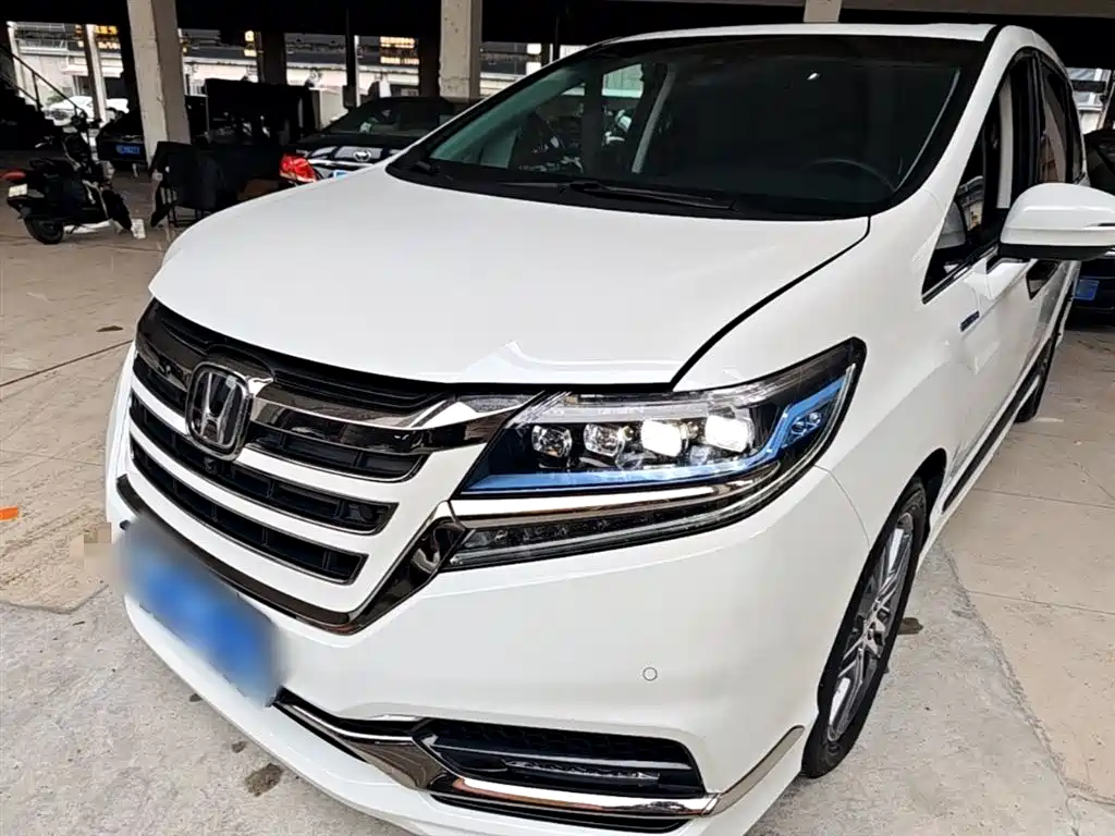 Honda Elysion 2021 — фото 1