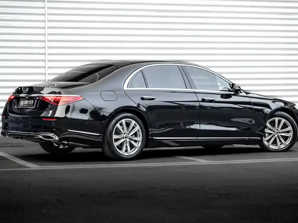 Mercedes-Benz S-Class 2023