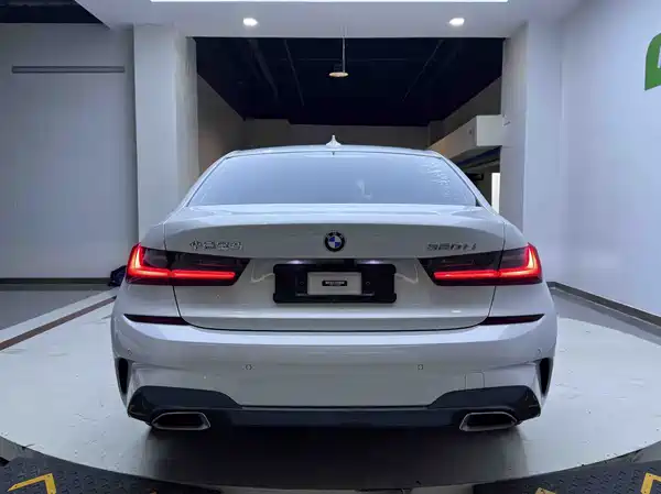 BMW 3 Series 2022