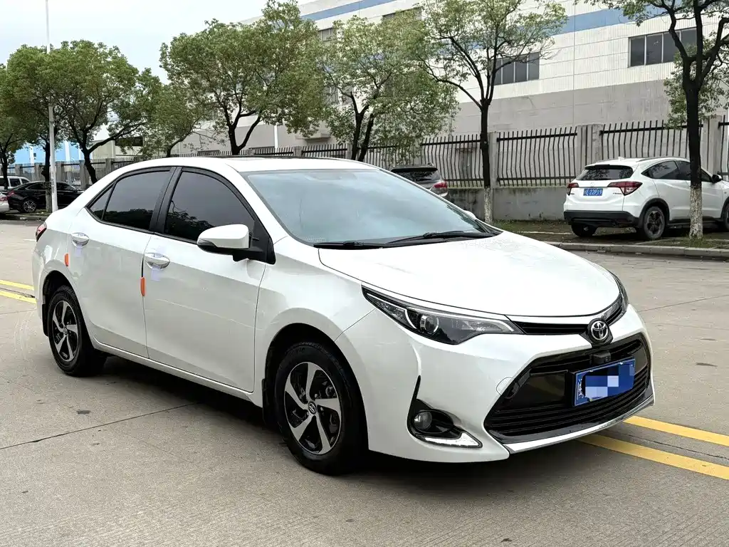 Toyota Levin 2017 — фото 3