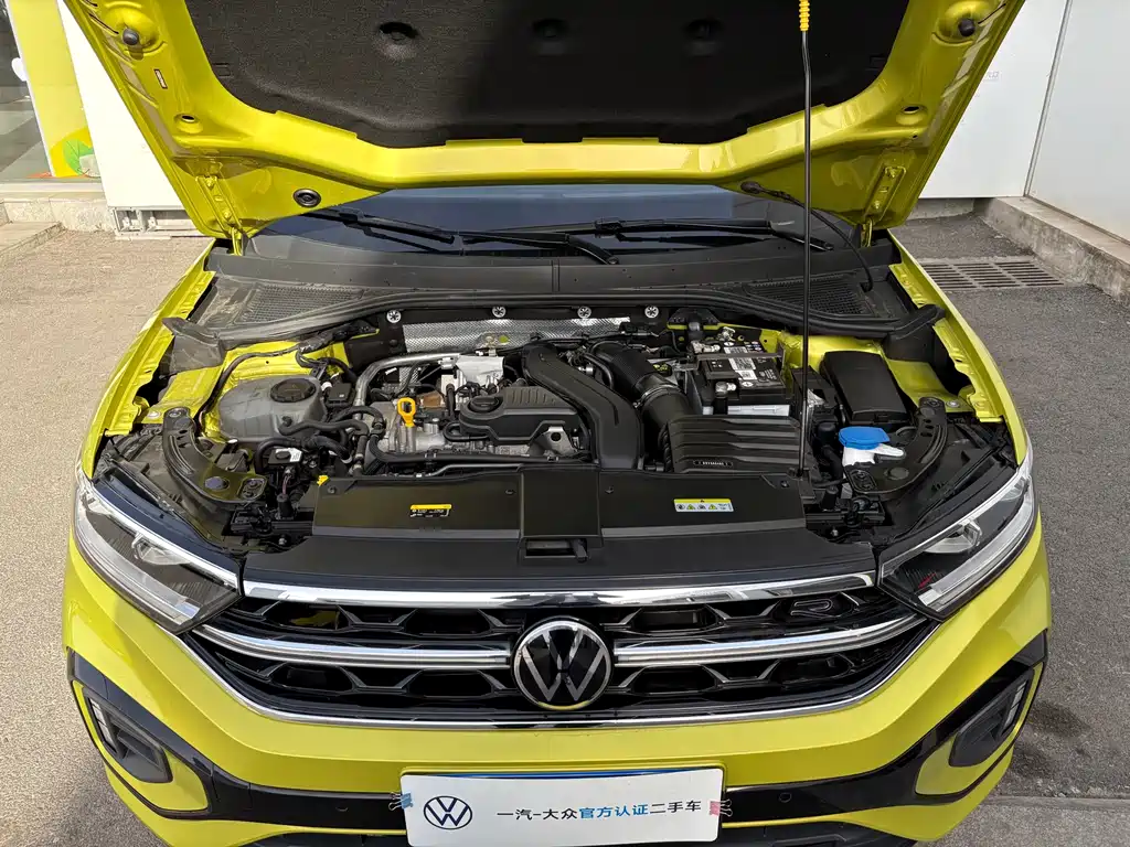Volkswagen T-Roc 2023 — фото 4