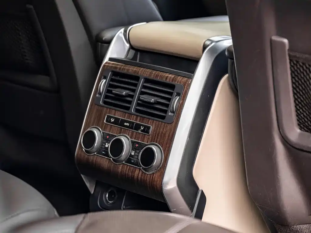Land Rover Sport 2015 — фото 11