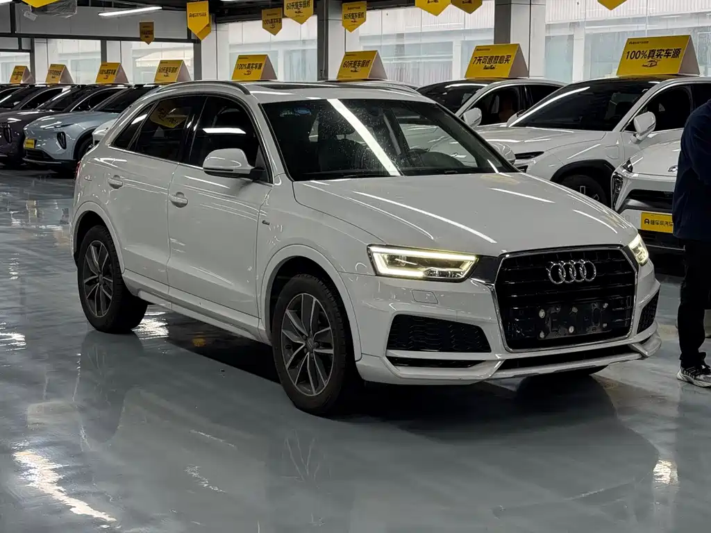 Audi Q3 2019 — фото 3