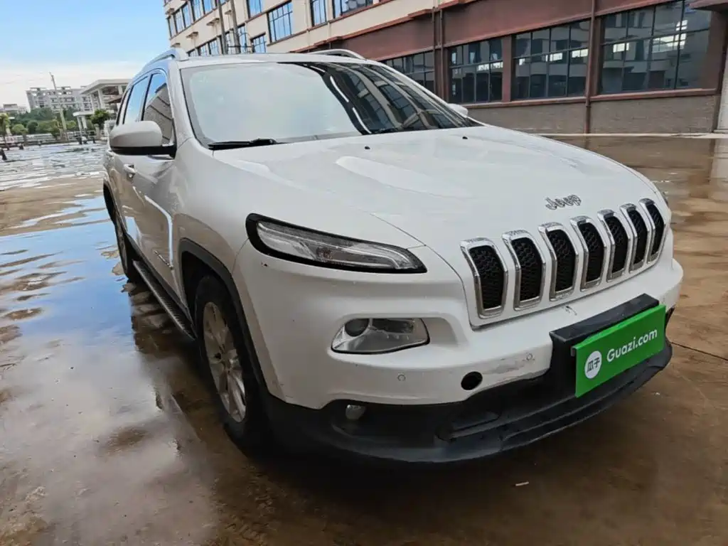 Jeep Cherokee 2017 — фото 4