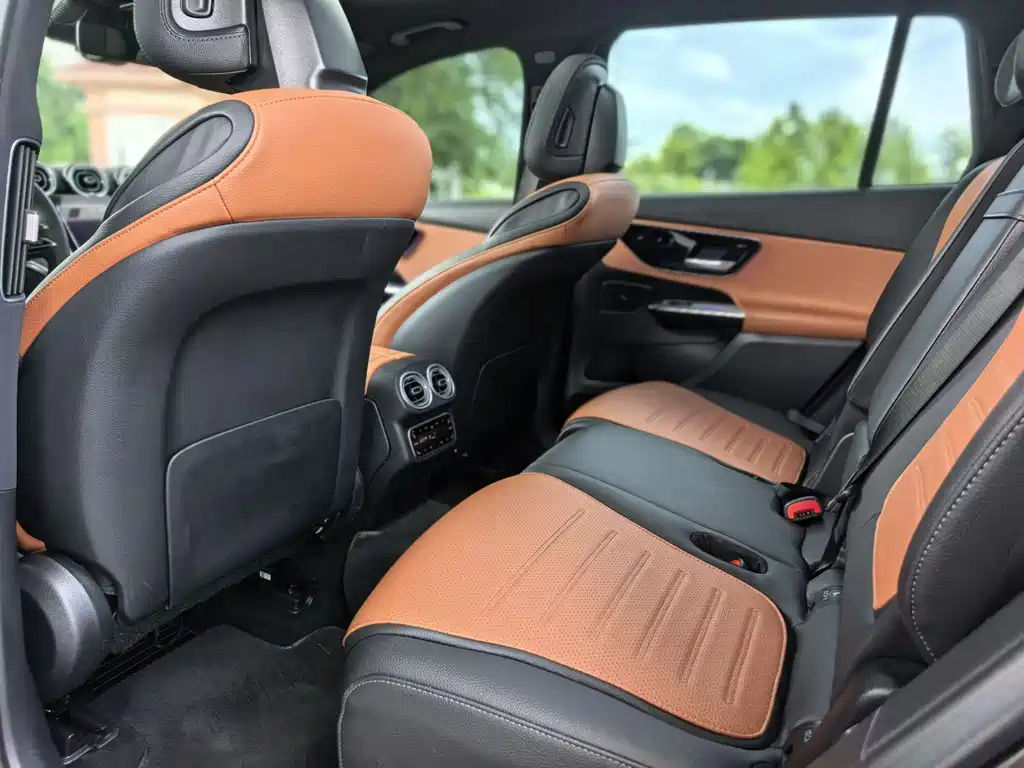 Mercedes-Benz GLC 2023 — фото 12