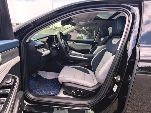 Geely Xingrui 2021