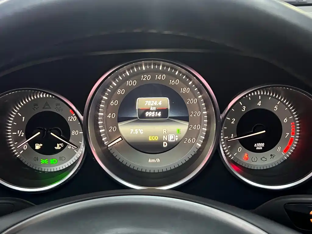 Mercedes-Benz CLS 2015 — фото 19