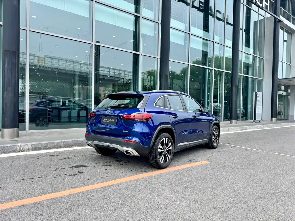 Mercedes-Benz GLA 2023 — фото 9