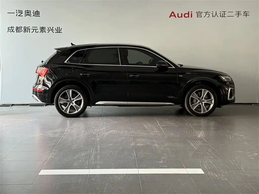 Audi Q5L 2022 — фото 3