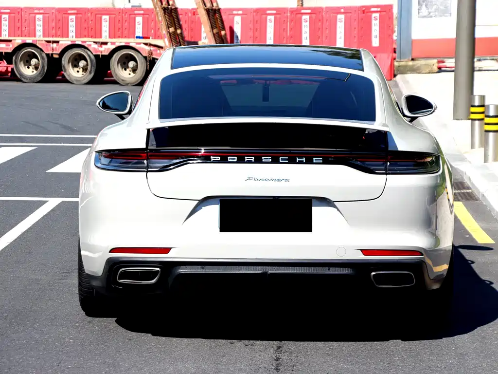 Porsche Panamera 2022 — фото 3