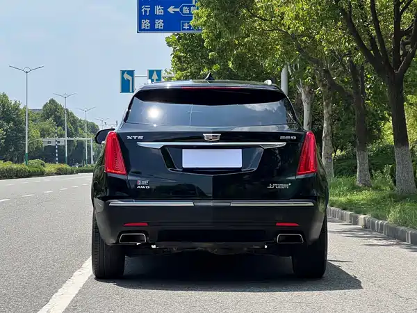 Cadillac XT5 2016