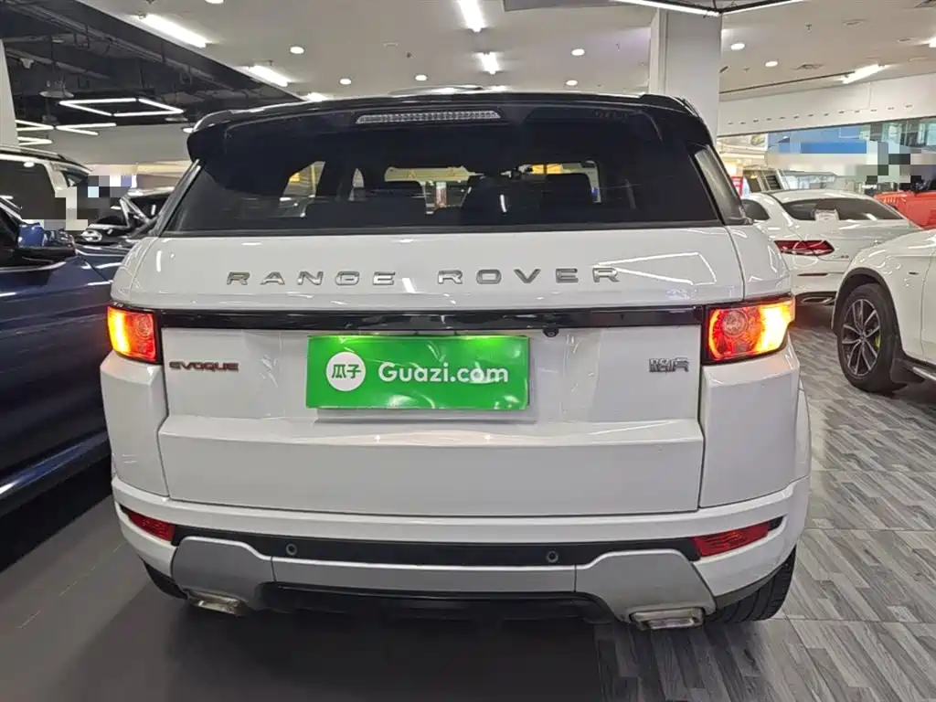Land Rover Evoque 2019 — фото 6