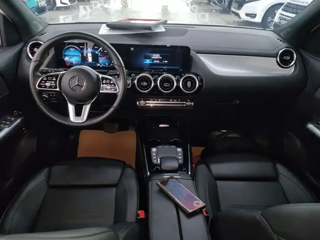 Mercedes-Benz GLA 2021 — фото 12