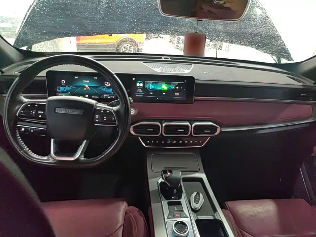 Jetour X70 PLUS 2023 — фото 10