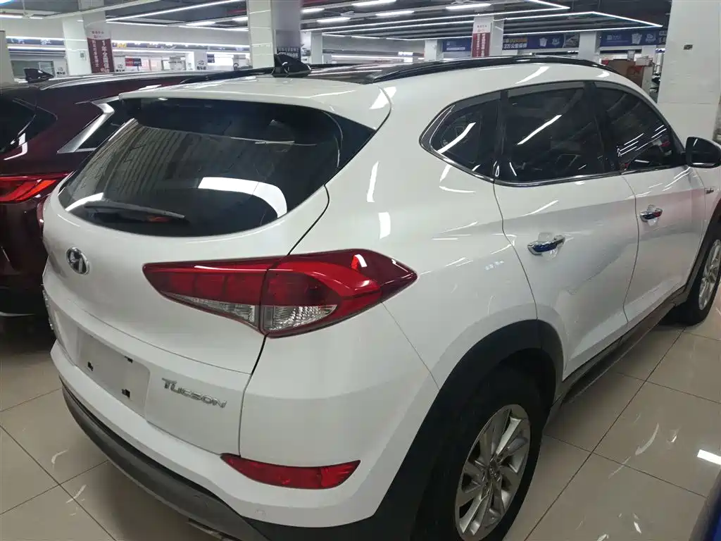 Hyundai Tucson 2017 — фото 5