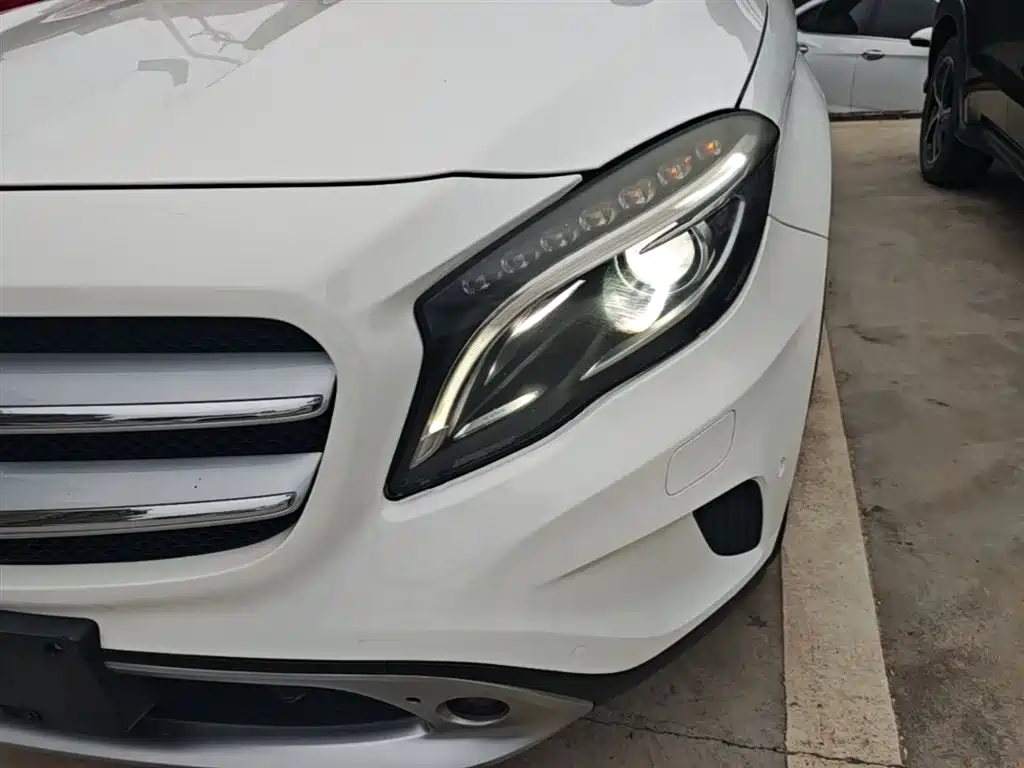 Mercedes-Benz GLA 2016 — фото 24