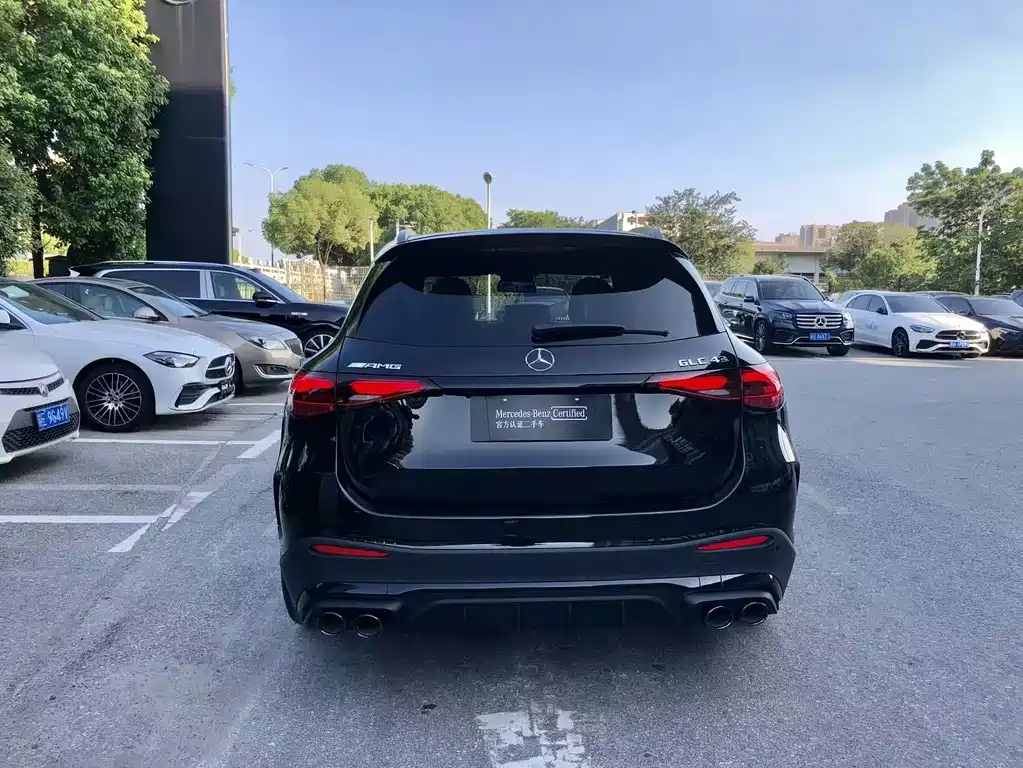 Mercedes-Benz GLC AMG 2025 — фото 6