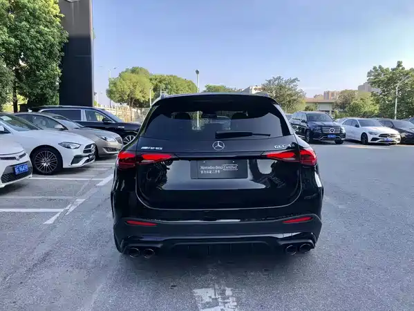 Mercedes-Benz GLC AMG 2025