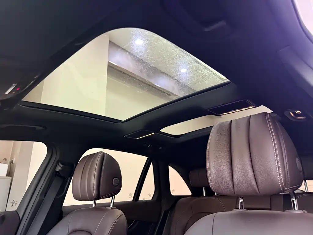 Mercedes-Benz GLC 2020 — фото 12