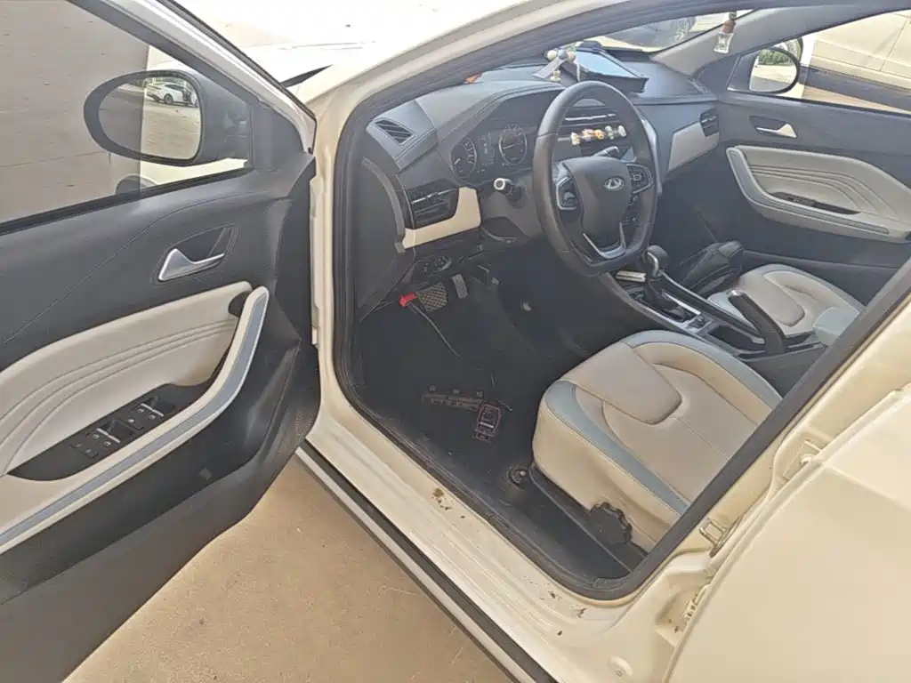 Chery Tiggo 3x 2023 — фото 16