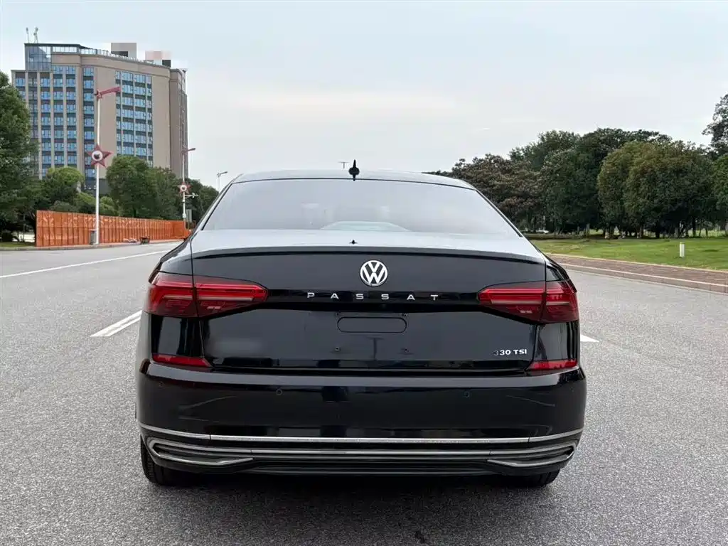 Volkswagen Passat 2019 — фото 6