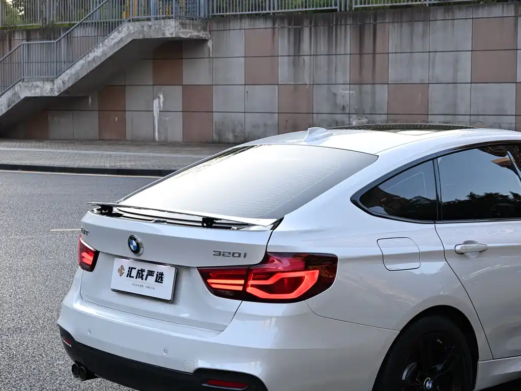 BMW 3 Series GT 2021 — фото 13