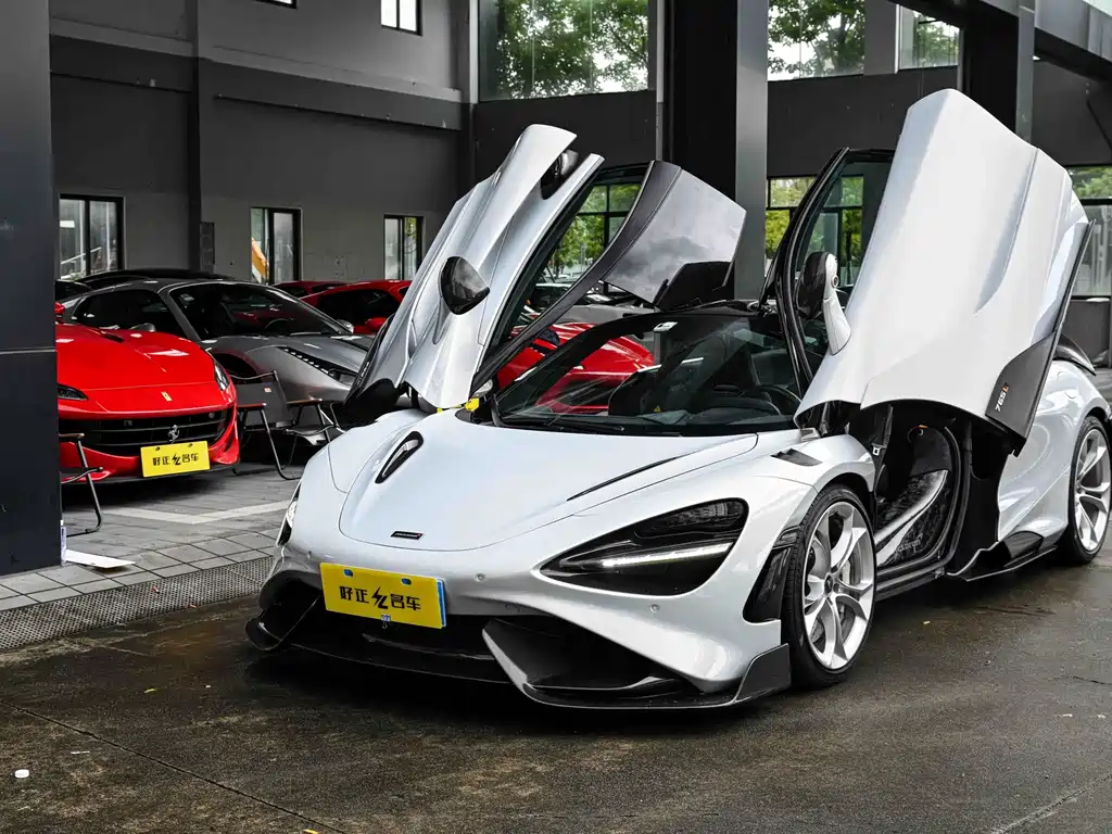 McLaren 720S 2019 — фото 1