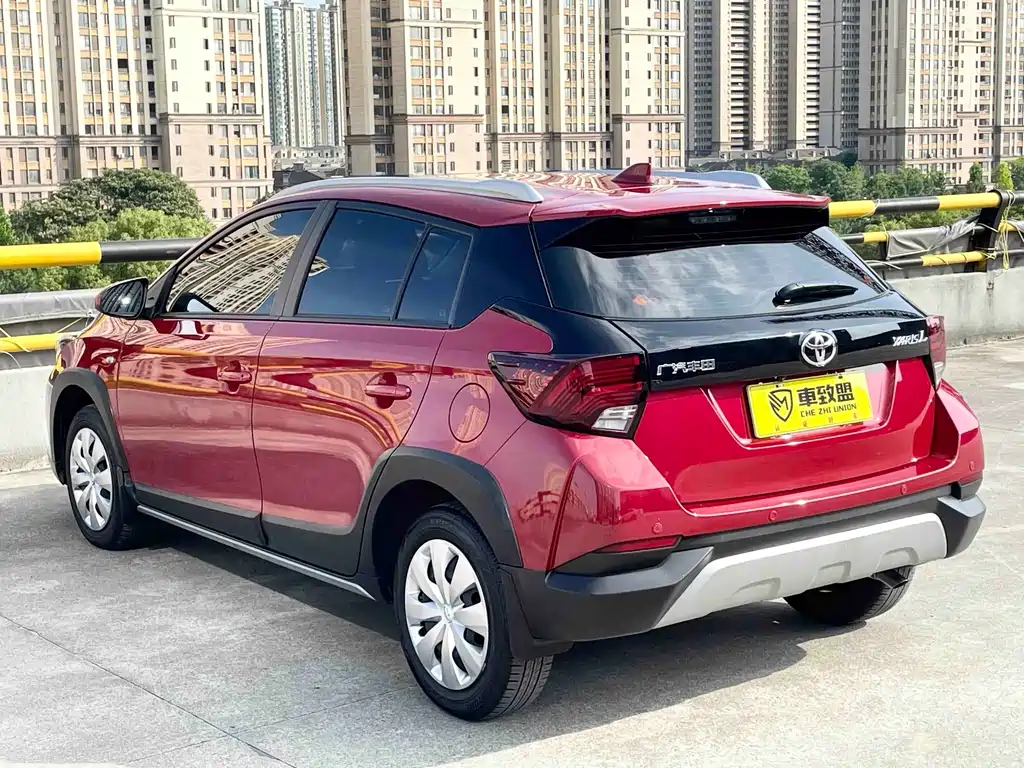 Toyota Yaris L 2022