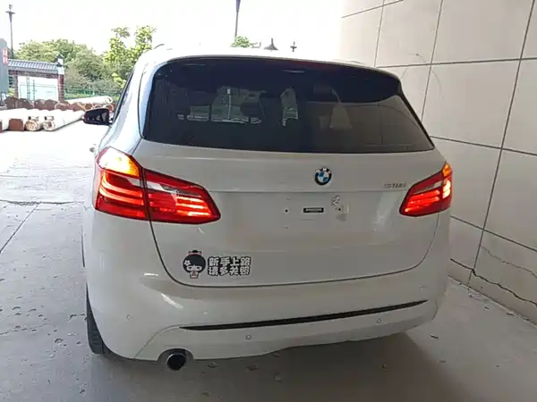 BMW 2 Series Station Wagon 2016
