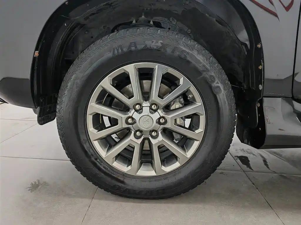 Toyota Prado 2019 — фото 11