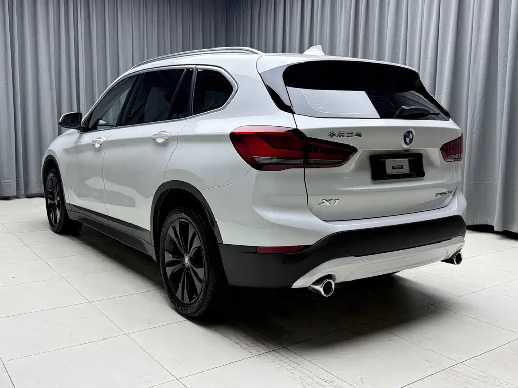 BMW X1 2022 — фото 5