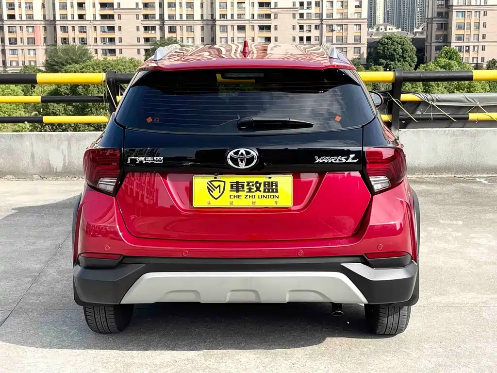 Toyota Yaris L 2022