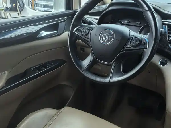 Buick GL8 2018