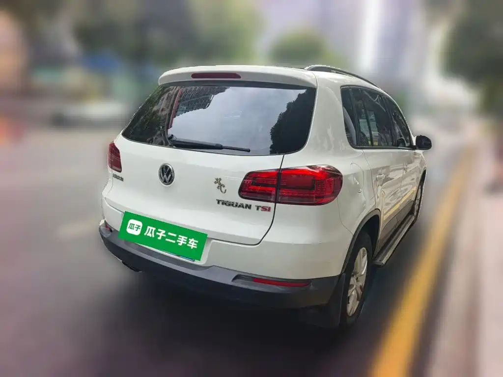 Volkswagen Tiguan 2015