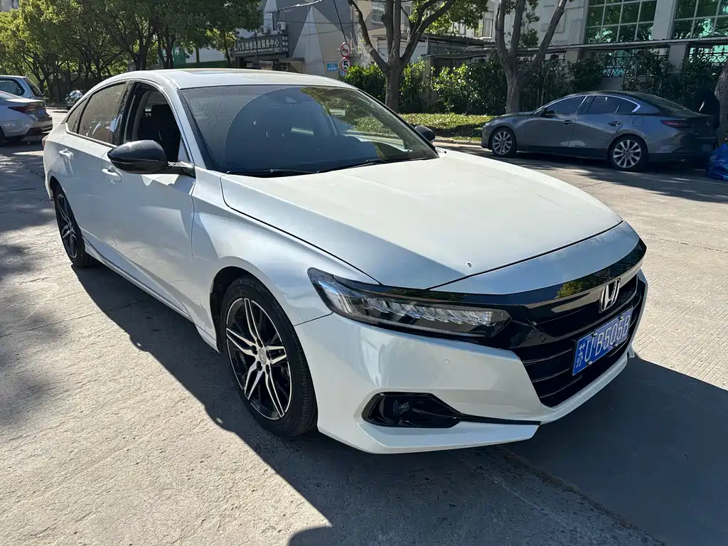 Honda Accord 2023 — фото 2
