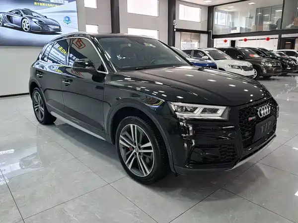 Audi Q5L 2020