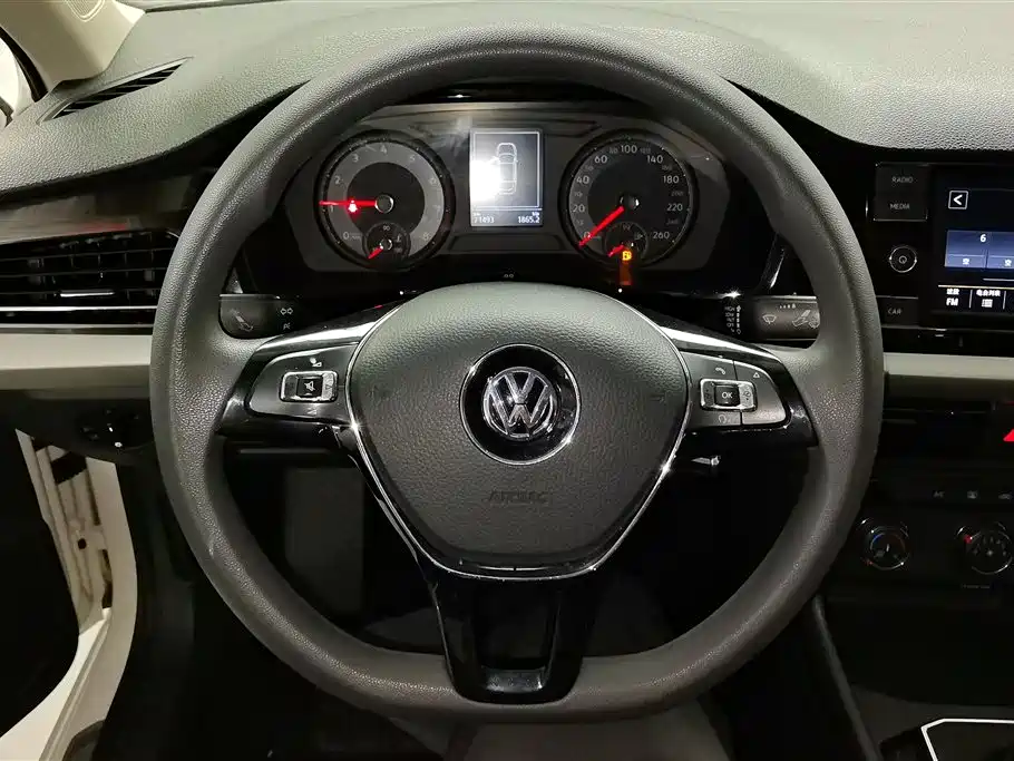 Volkswagen Lavida 2020 — фото 15