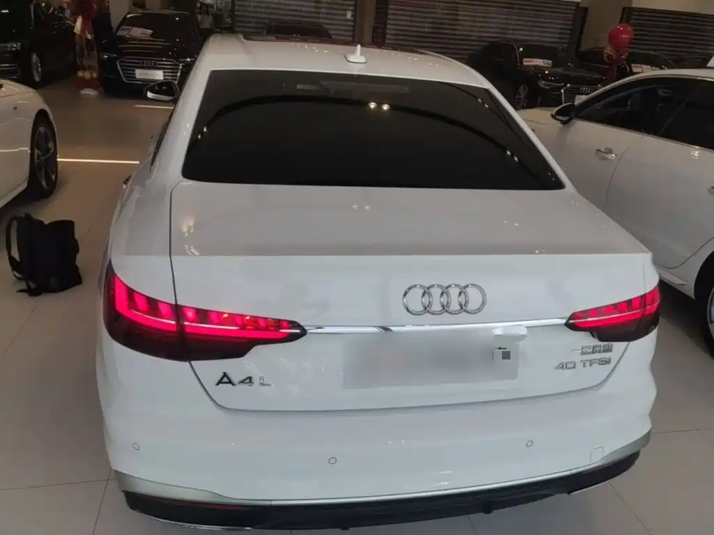 Audi A4L 2024
