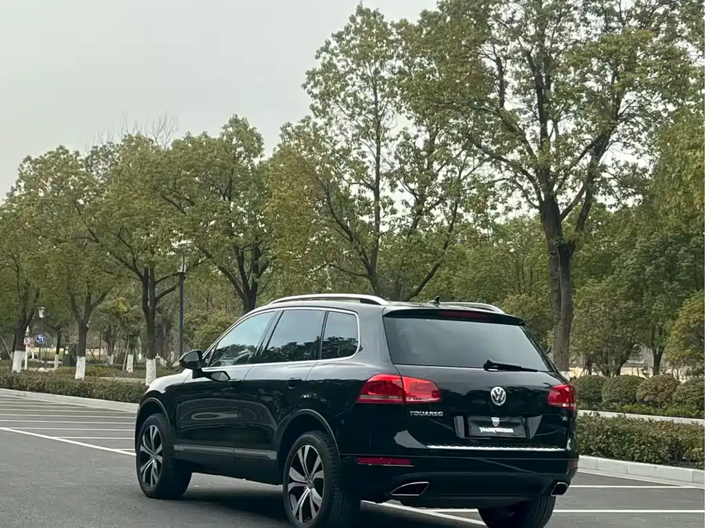 Volkswagen Touareg 2015 — фото 4