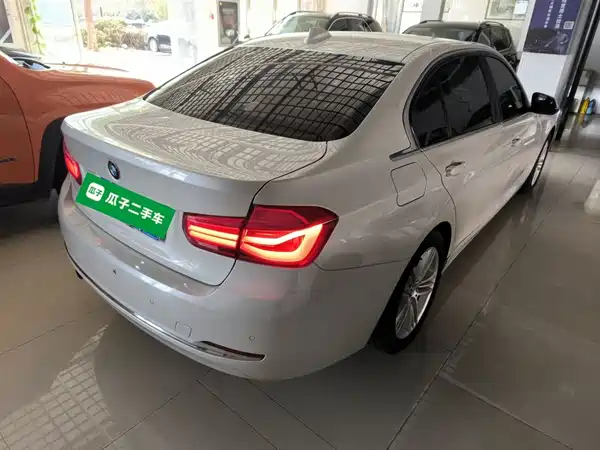 BMW 3 Series 2016