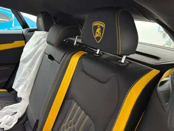 Lamborghini Urus SE 2025