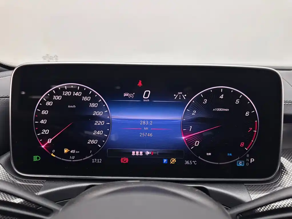 Mercedes-Benz C-Class 2023 — фото 14