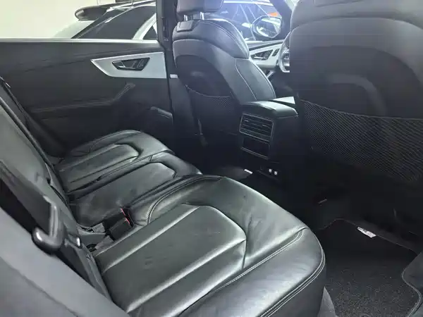 Audi Q8 2019