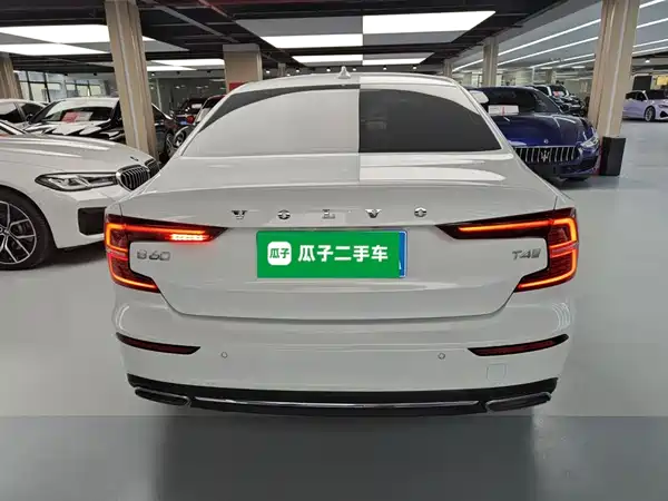 Volvo S60 2020